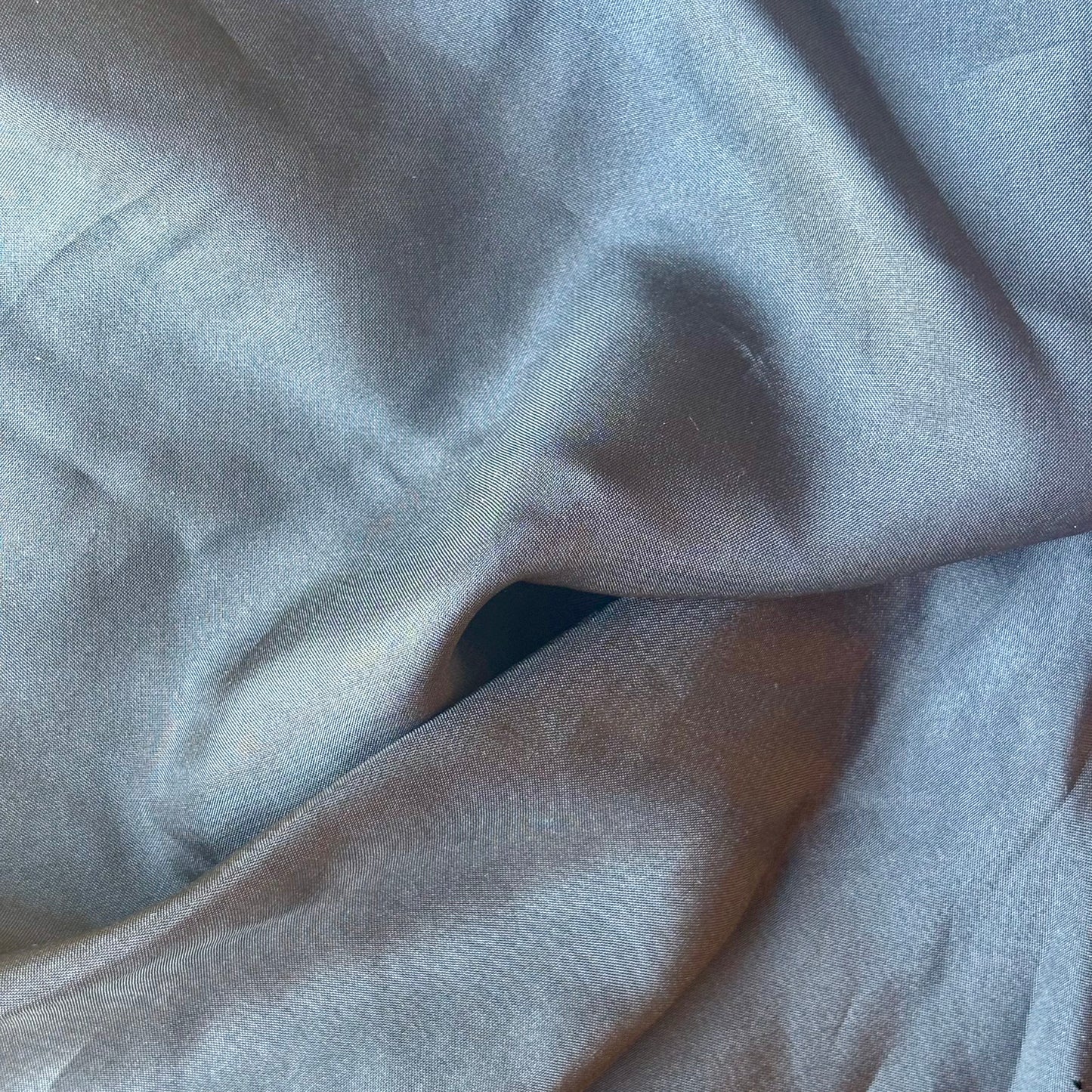 Jap Silk displaying the charcoal color in pure silk