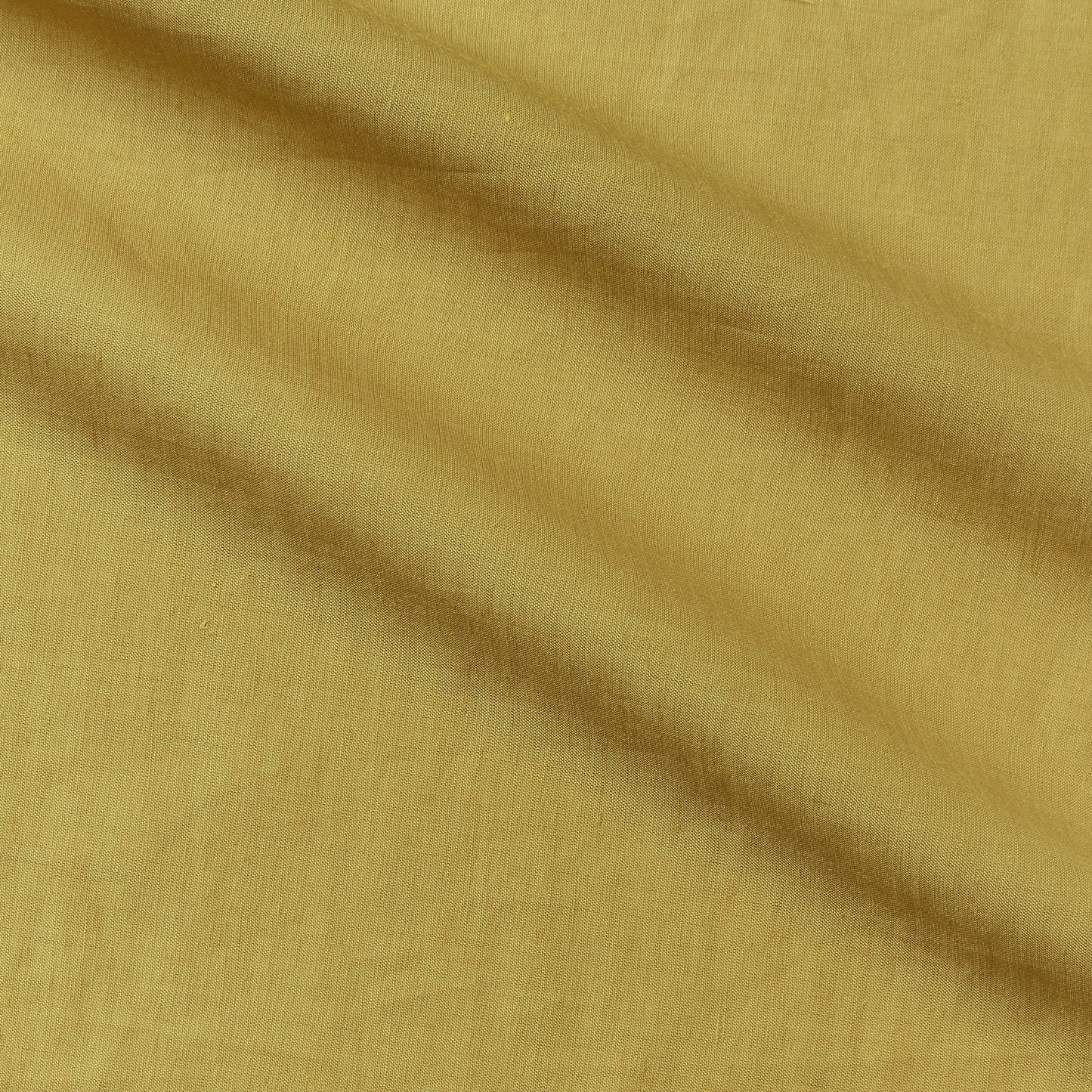 cruise presenting the medallion color version of a lightweight linen and polyester blend with subtle sheen and moisture wicking properties