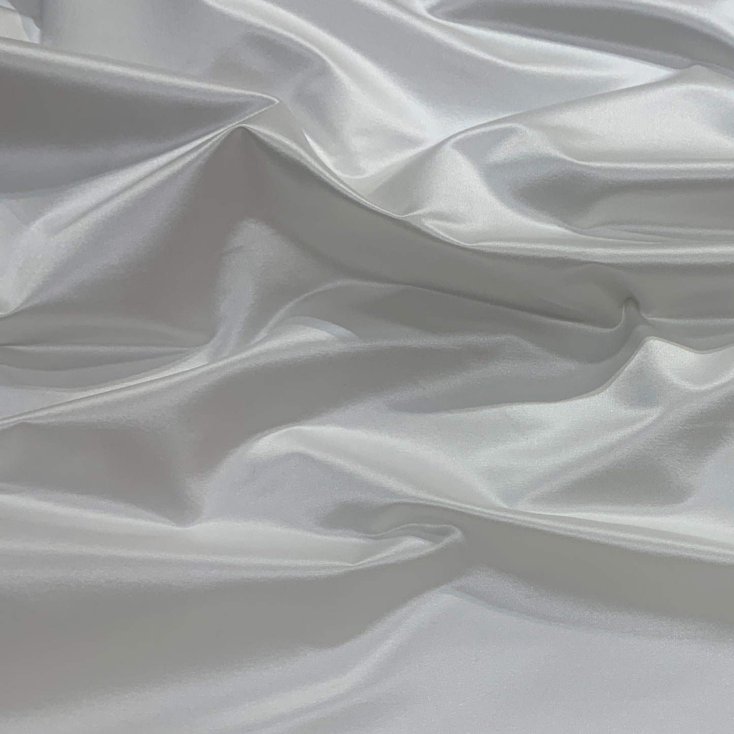 Presenting Duchess SC an ivory colored Smooth, heavy weight silk and cotton blend with moderate drape