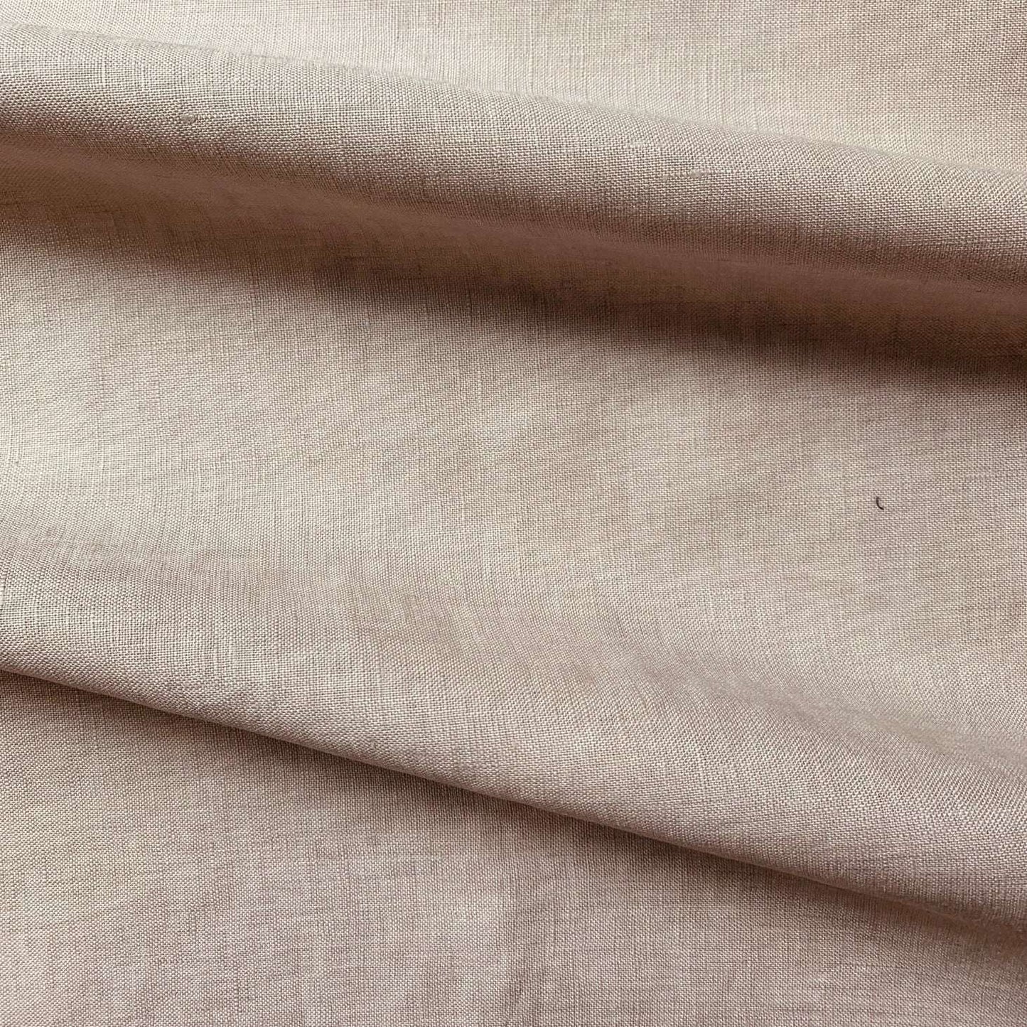 Hanky Linen presenting the vintage color version of a dress weight soft breathable pure linen 