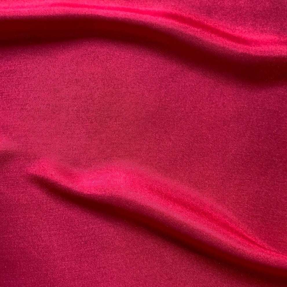 jap silk 115cm presenting the lipstick color version of a ight weight mulberry pure silk with fluid drape and natural sheen