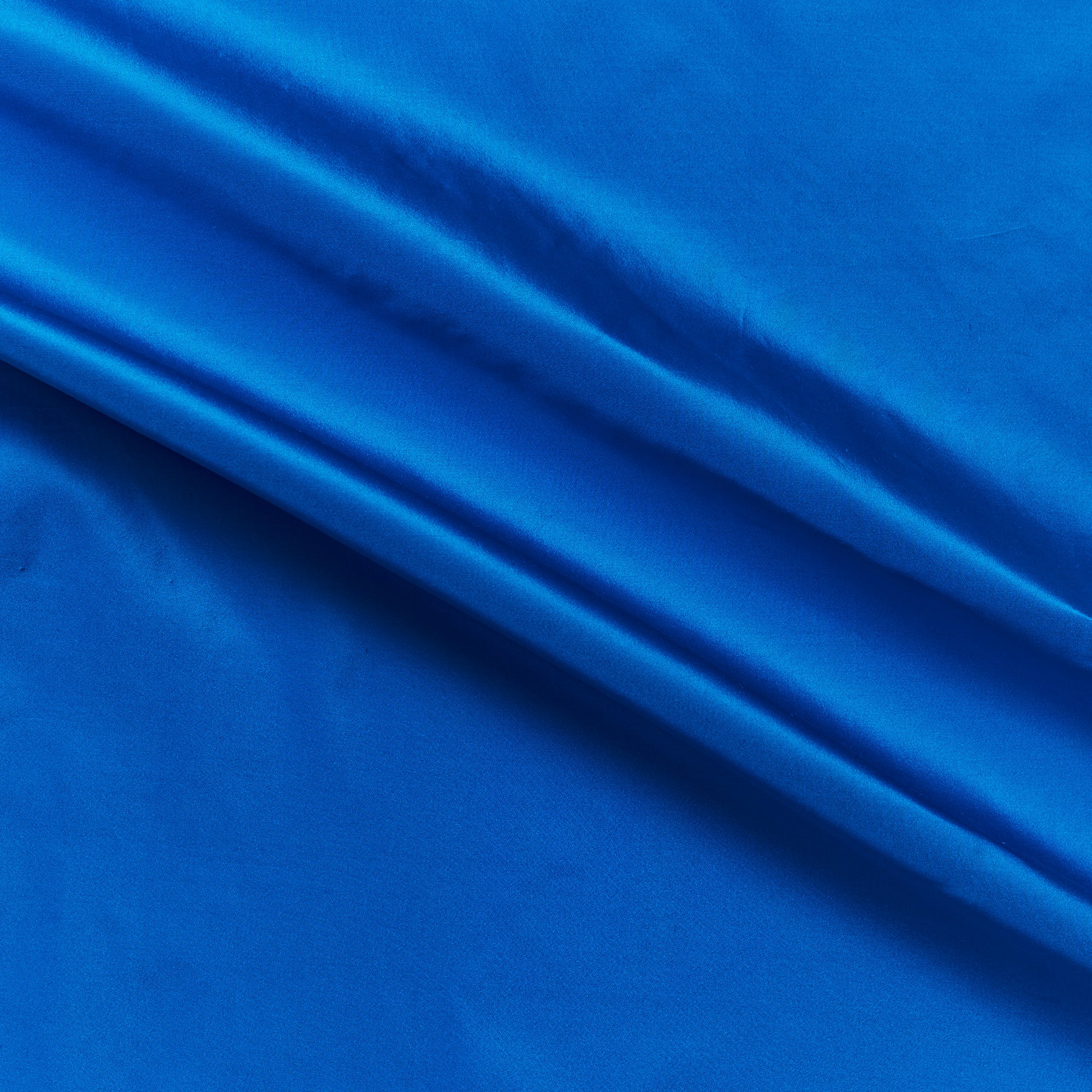 silk taffeta narrow illustrating the royal color version of a smooth crisp pure silk with good drape with good drape