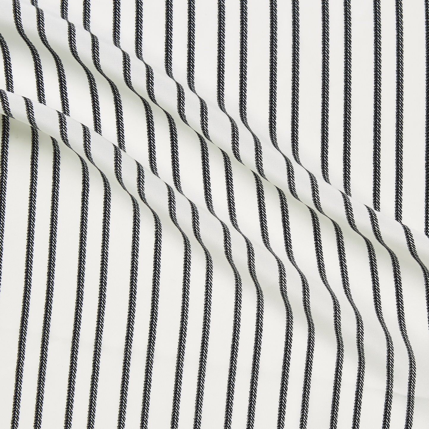 zip featuring a white and black colored pure polyester striped rope print with slight sheen and fluid drape